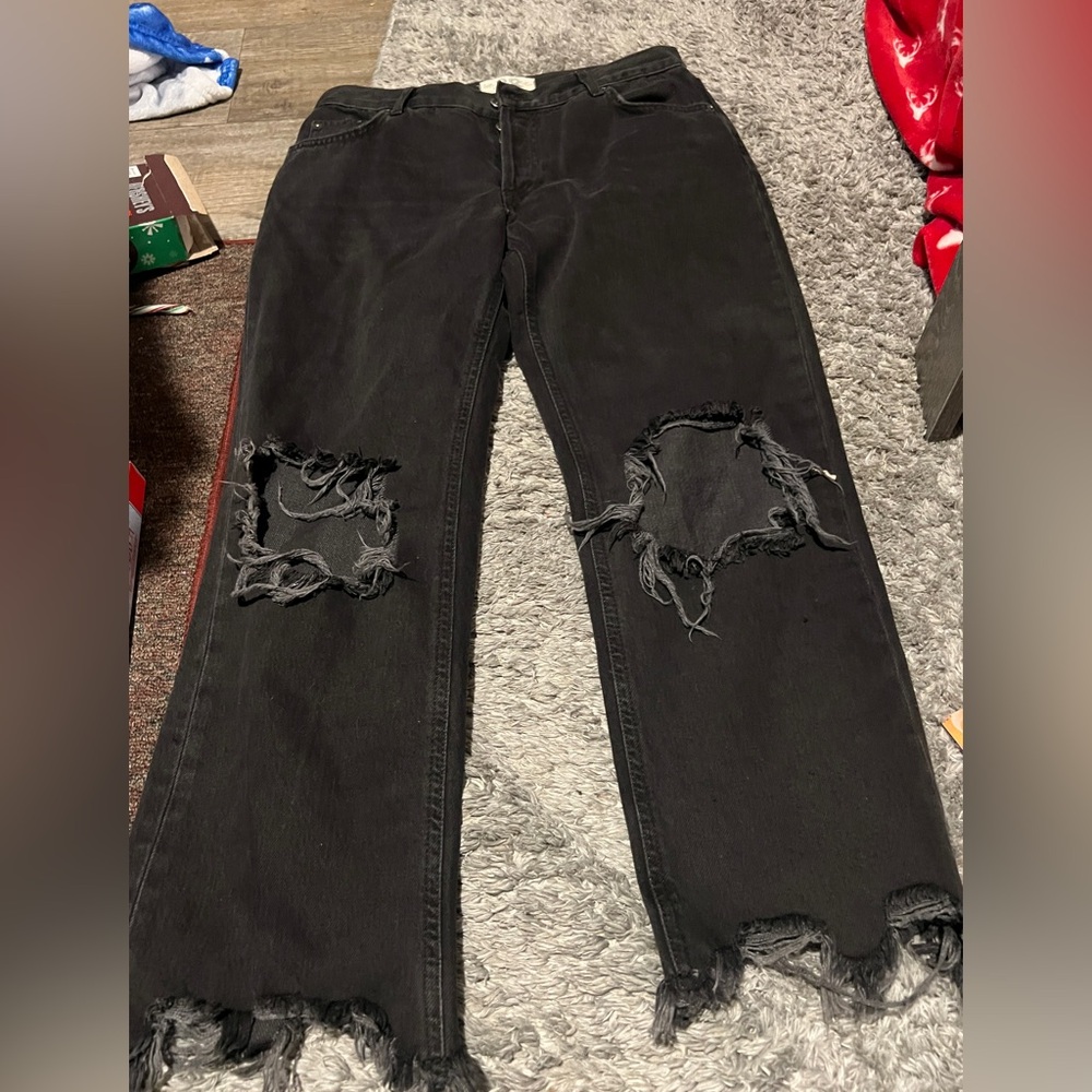 We‎ the free Distressed Black Women Jeans size 28